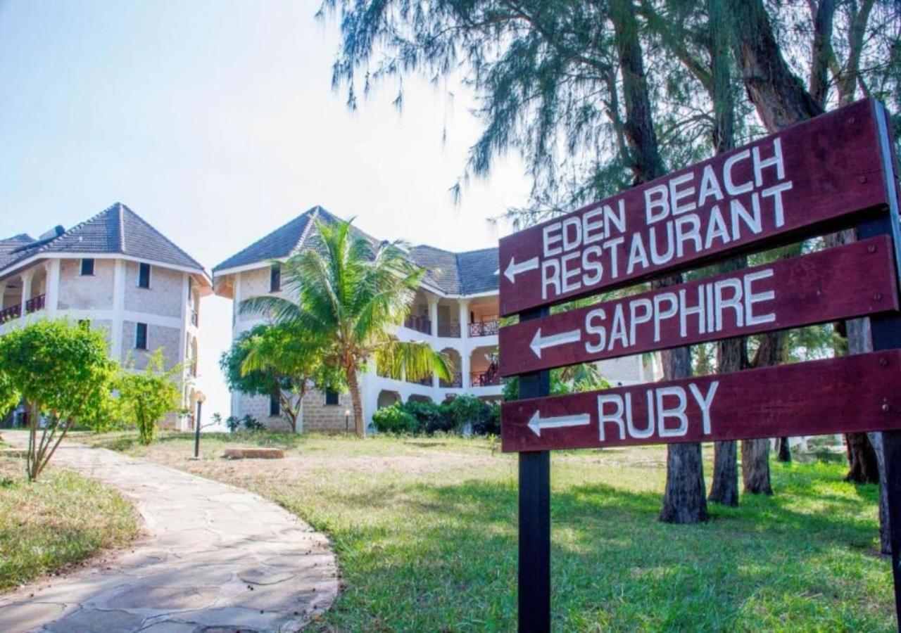 Watamu Adventist Beach Resort Exterior photo